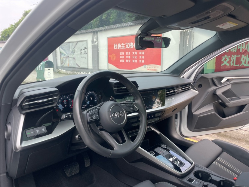 Audi A3 2022 immagine di auto #10
