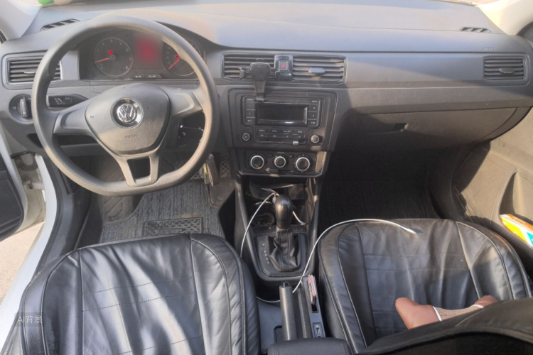 Volkswagen Santana 2022 car image #11