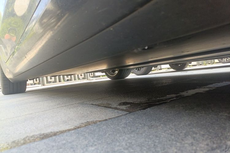 Tesla Model 3 2023 car image #19