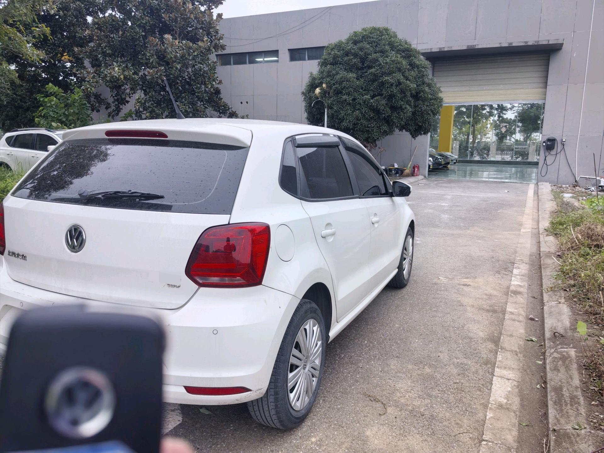 Volkswagen Polo 2017 car image #6