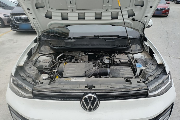 Volkswagen Tharu 2025 car image #20