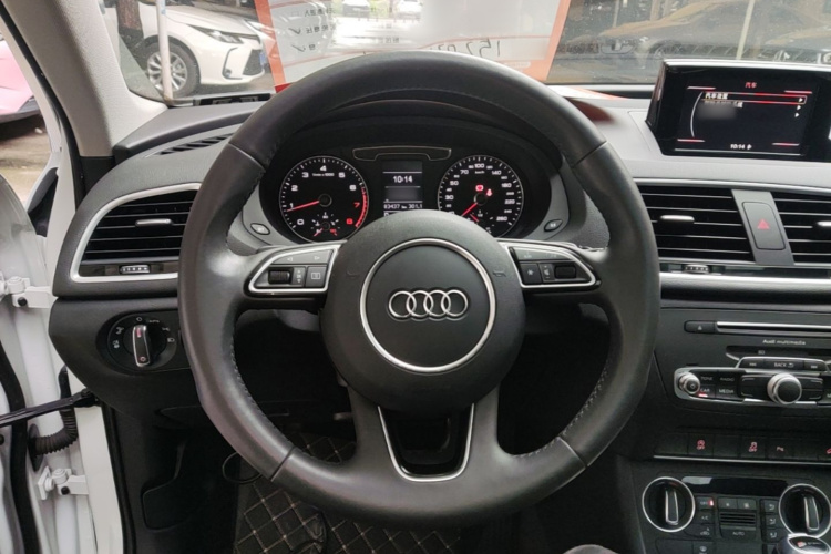 Audi Q3 2018 #11 Audi Q3 2018 car image #11
