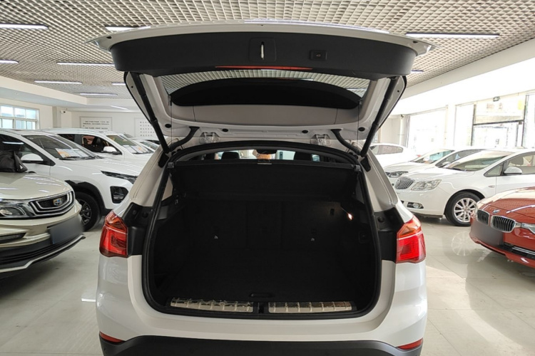 BMW X1 2018 car image #21