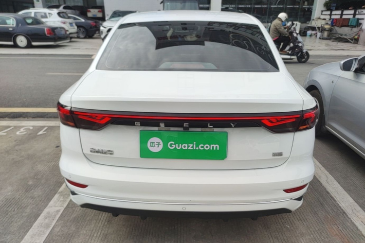 GEELY Emgrand 2023 #6 GEELY Emgrand 2023 image de voiture #6