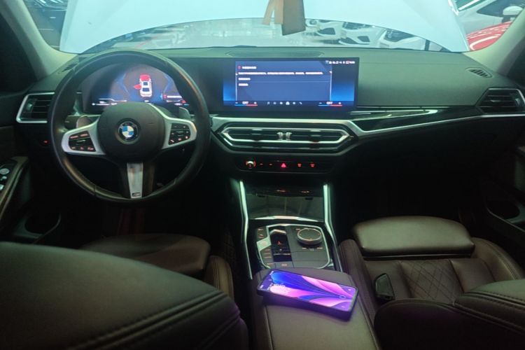 BMW 3 Series 2024 #10 BMW 3 Series 2024 car image #10