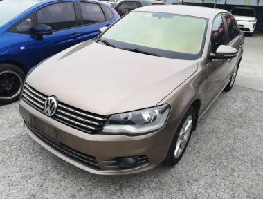 Volkswagen Bora 2015 car image 