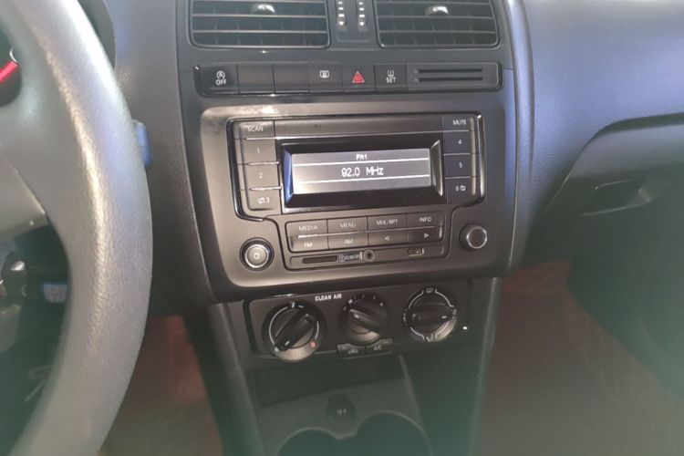 Volkswagen Polo 2019 #13 Volkswagen Polo 2019 car image #13