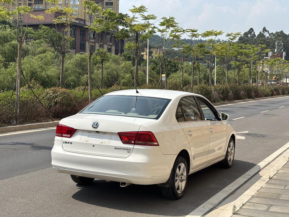 Volkswagen Santana 2013 car image #6