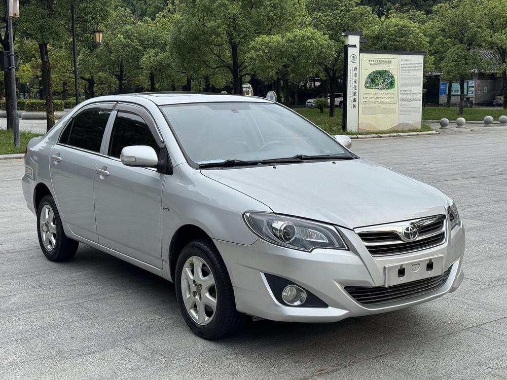 Toyota Corolla (Classic) 2015 #3 Toyota Corolla (Classic) 2015 car image #3