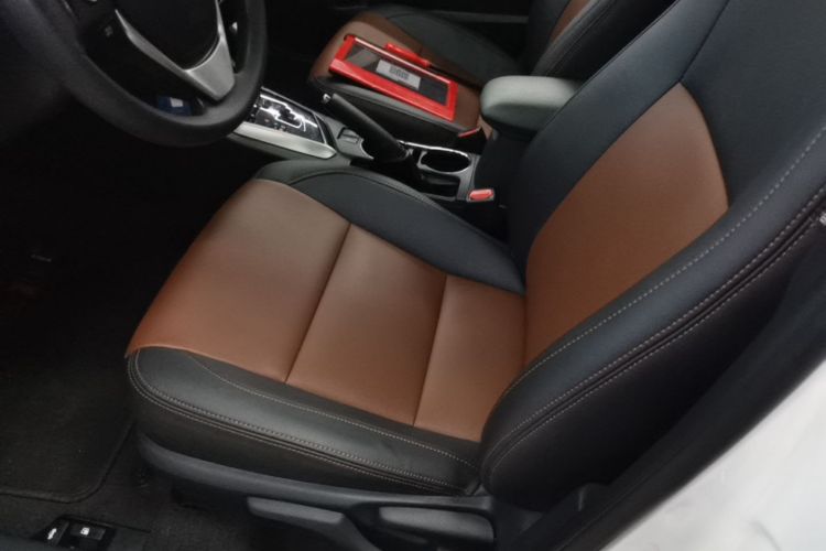 Toyota Corolla 2018 car image #15