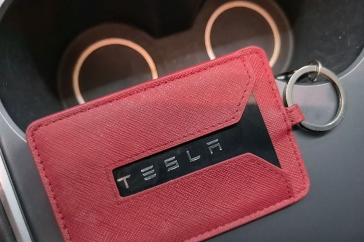 Tesla Model Y 2021 #9 Tesla Model Y 2021 car image #9