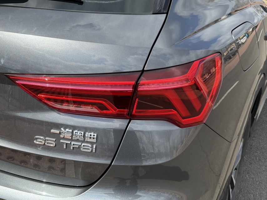 Audi Q3 2023 #7 Audi Q3 2023 car image #7
