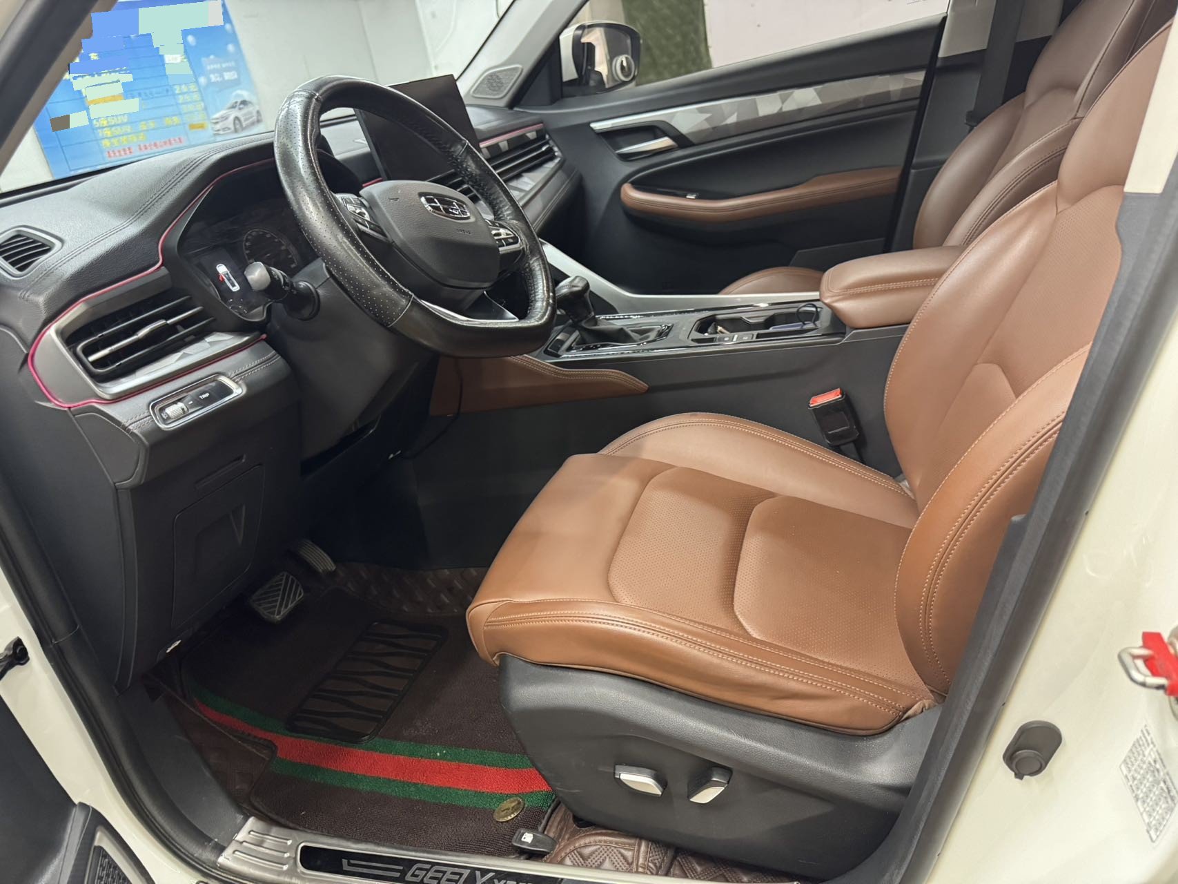 GEELY Vision X6 2022 car image #11