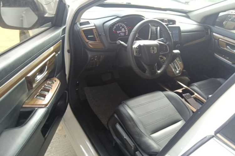 Honda CR-V 2019 car image #12