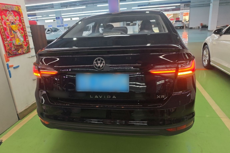 Volkswagen Lavida 2026 car image #6