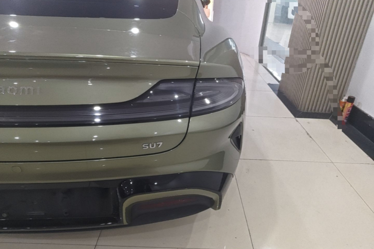 MI SU7 2025 car image #8