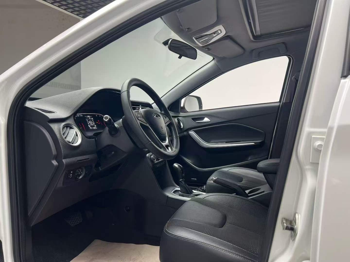 Chery Tiggo 3x 2018 #4 Chery Tiggo 3x 2018 car image #4