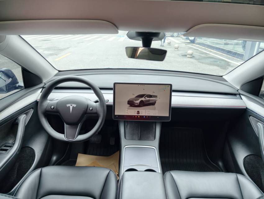 Tesla Model Y 2024 #6 Tesla Model Y 2024 изображение автомобиля #6