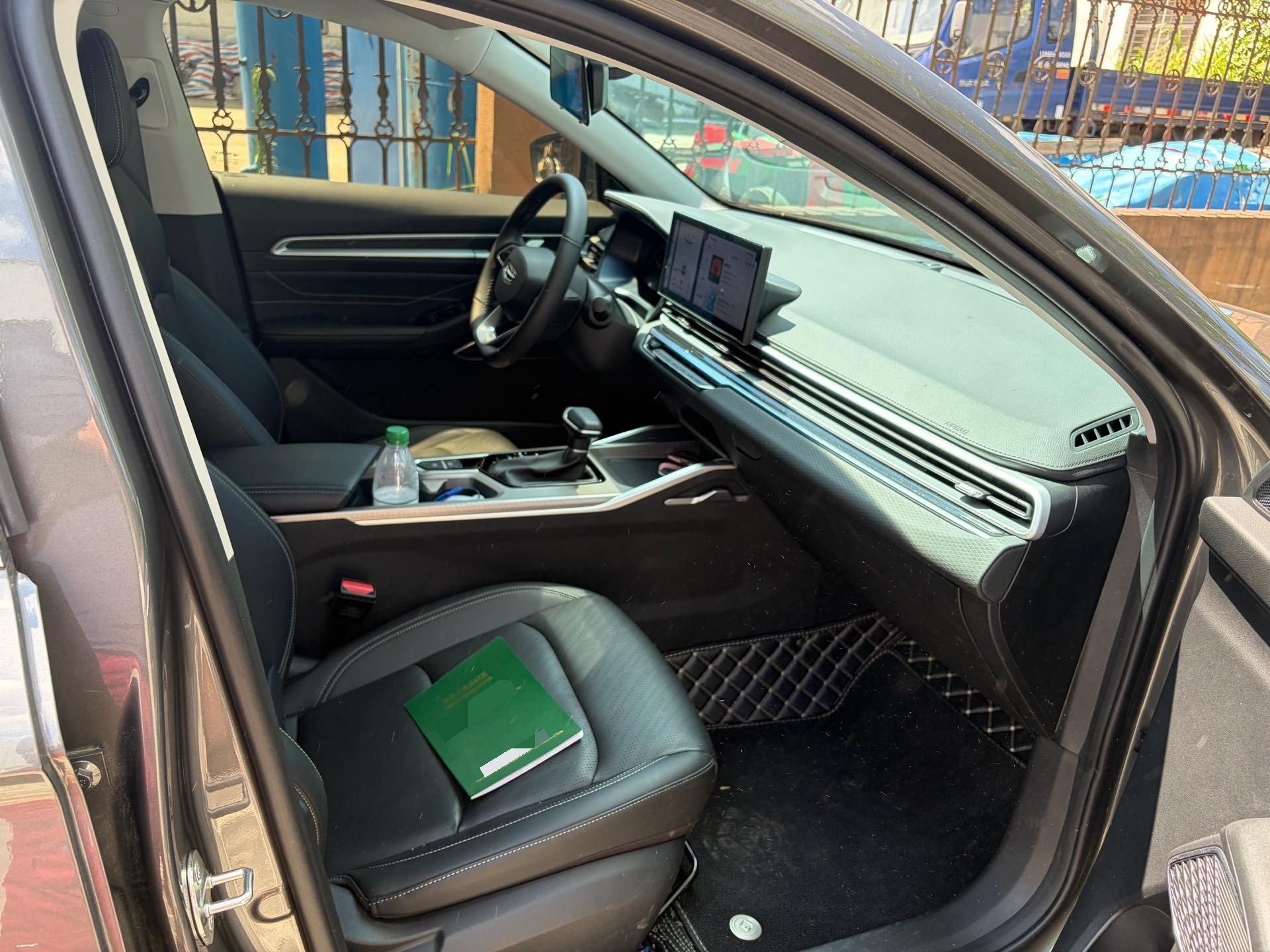 GEELY Emgrand 2024 immagine di auto #9