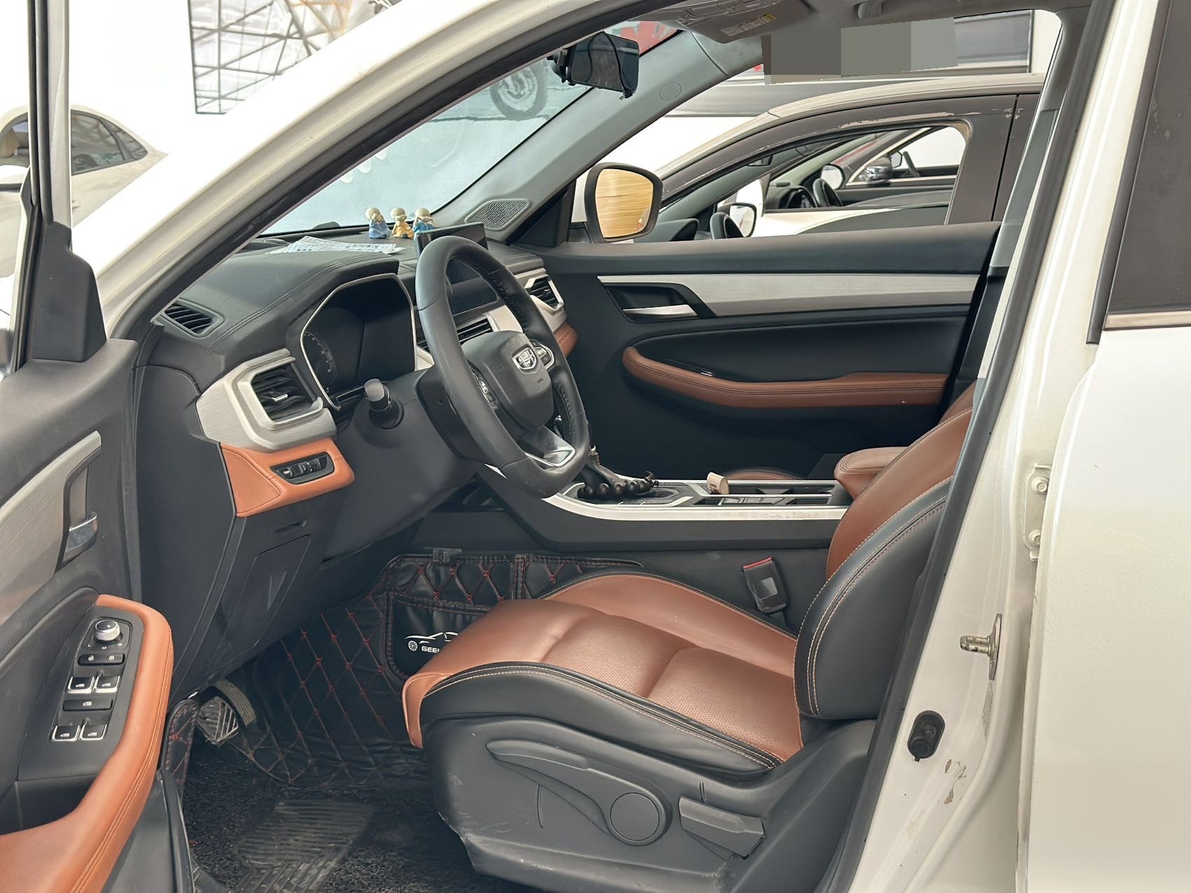 GEELY Vision X6 2019 car image #9