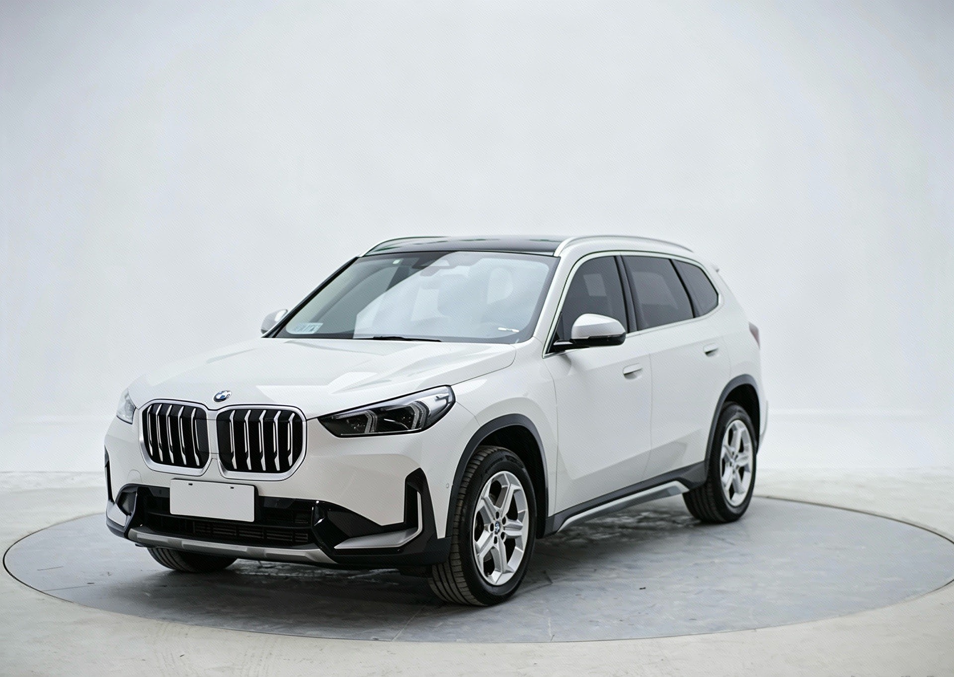 BMW X1 2023 BMW X1 2023 car image