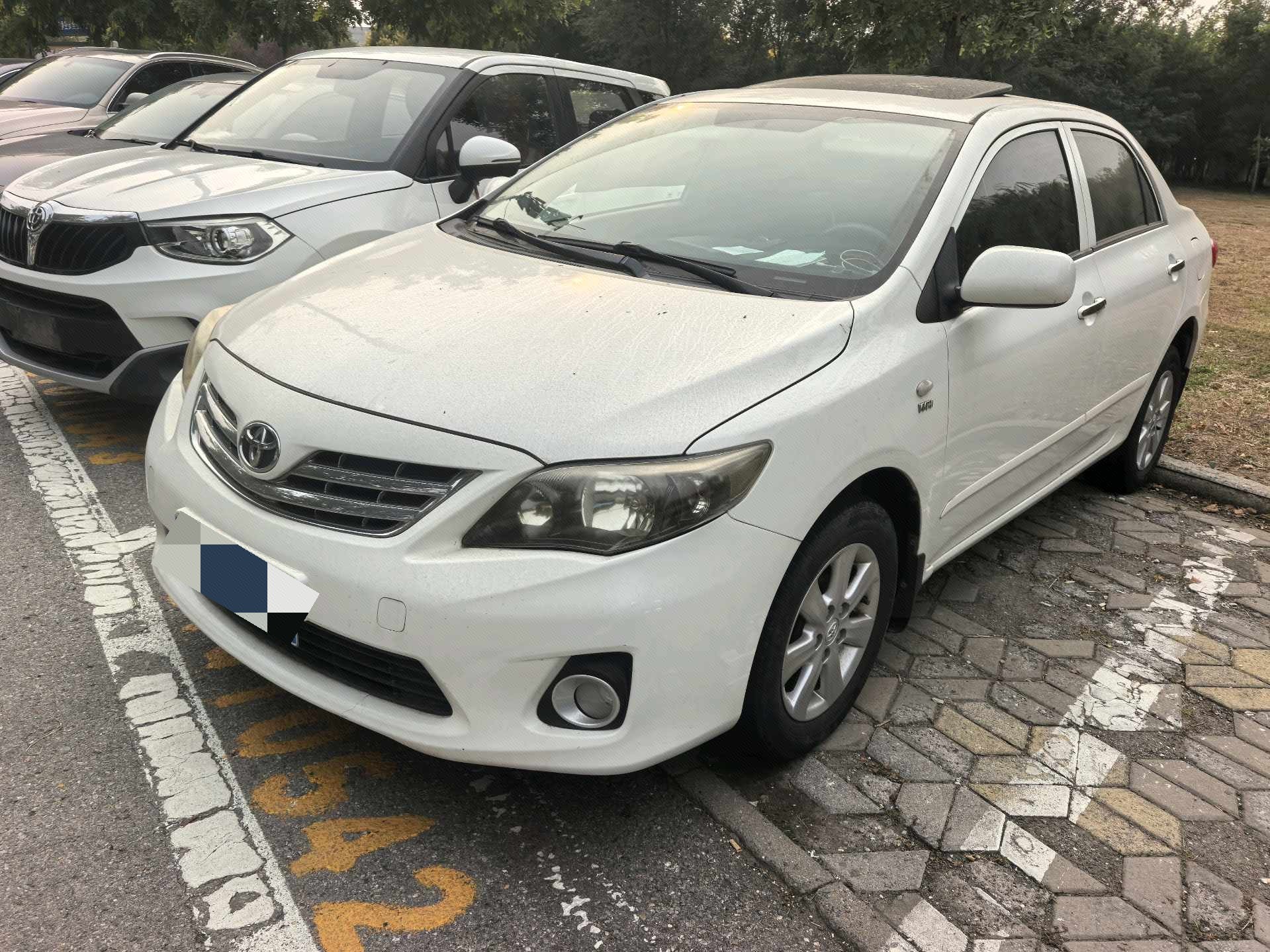 Toyota Corolla 2014 Toyota Corolla 2014 car image