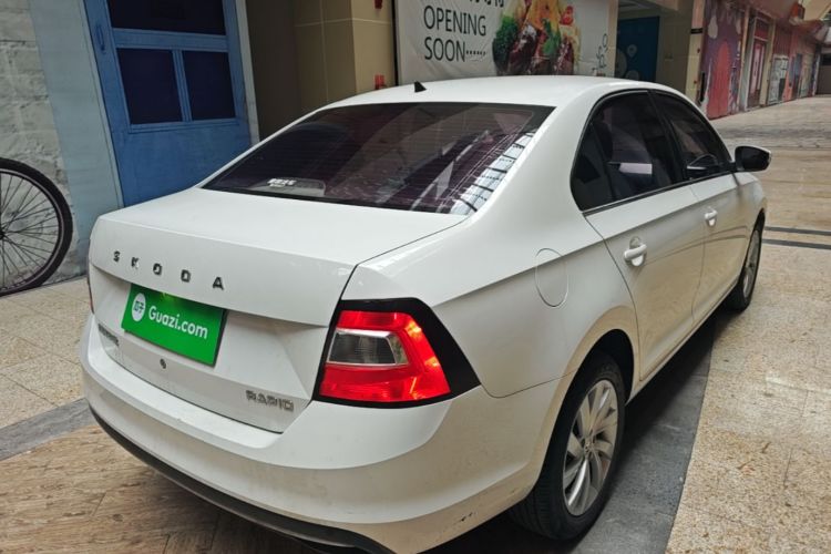 Skoda Rapid 2019 #7 Skoda Rapid 2019 car image #7