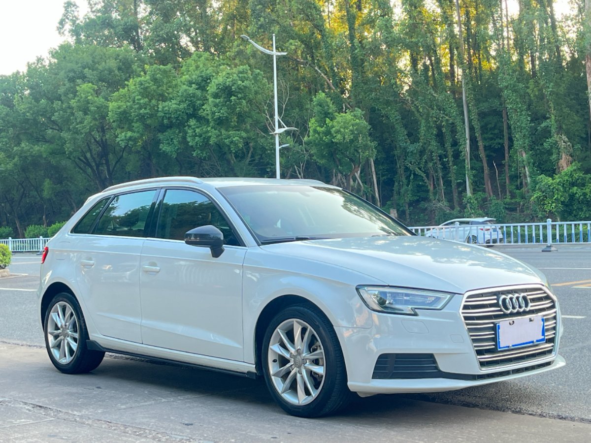 Audi A3 2017 immagine di auto #3
