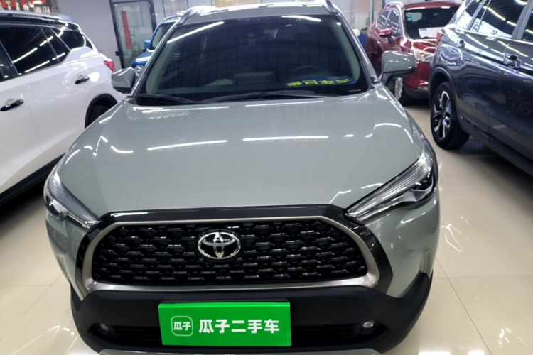 Toyota Corolla Cross 2022 #3 Toyota Corolla Cross 2022 car image #3