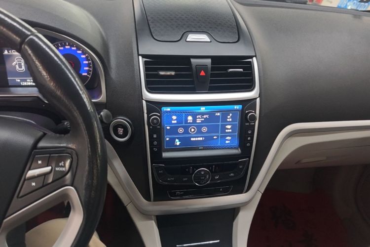 GEELY Emgrand 2016 #17 GEELY Emgrand 2016 car image #17