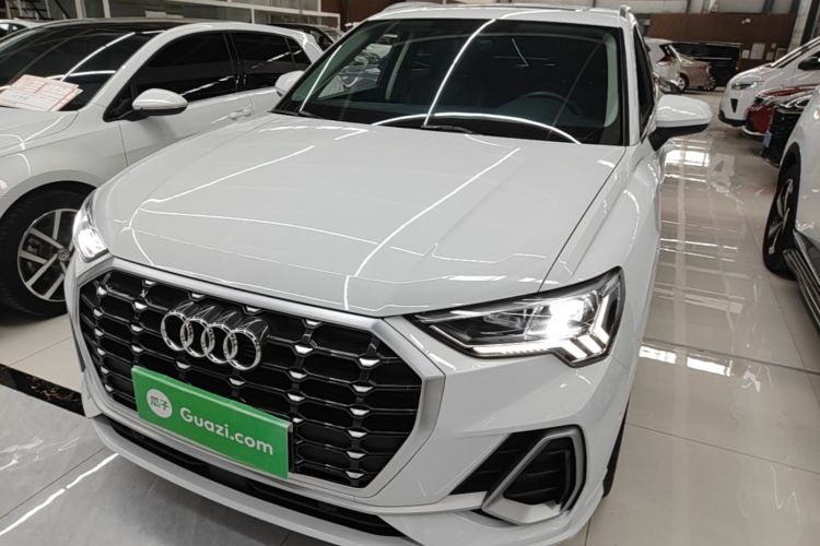 Audi Q3 2023 #2 Audi Q3 2023 car image #2
