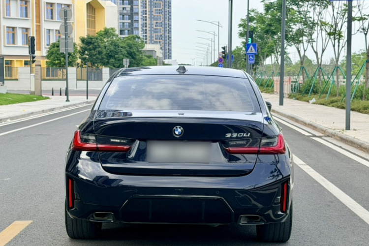 BMW 3 Series 2025 #7 BMW 3 Series 2025 car image #7