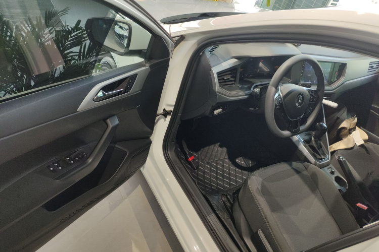 Volkswagen Polo 2024 imagem de carro #16