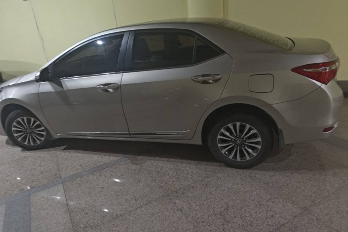 Toyota Corolla 2017 car image #7