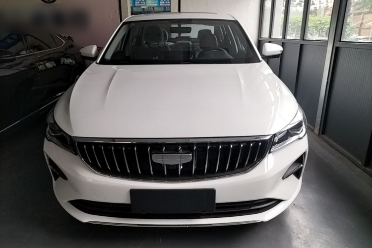 GEELY Emgrand 2026 car image #3