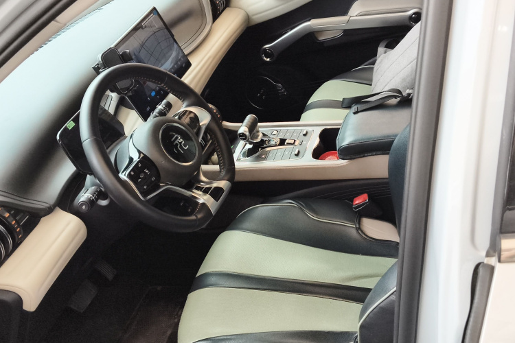 BYD Yuan Plus 2023 صورة سيارة #15