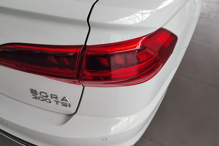Volkswagen Bora 2025 car image #8