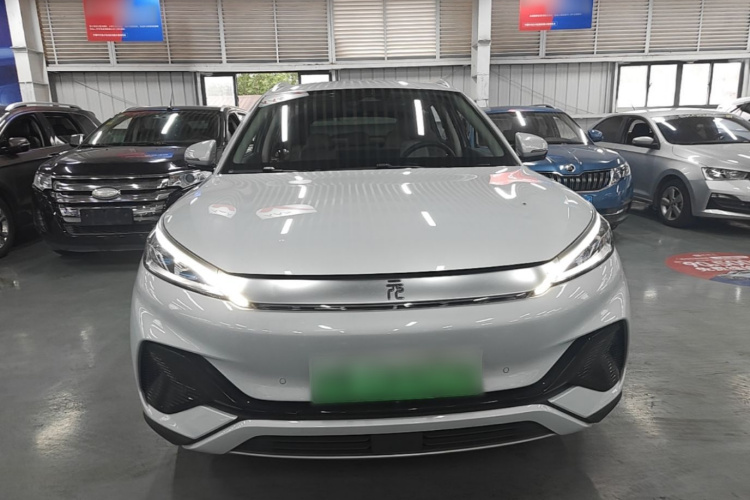 BYD Yuan Plus 2023 immagine di auto #3