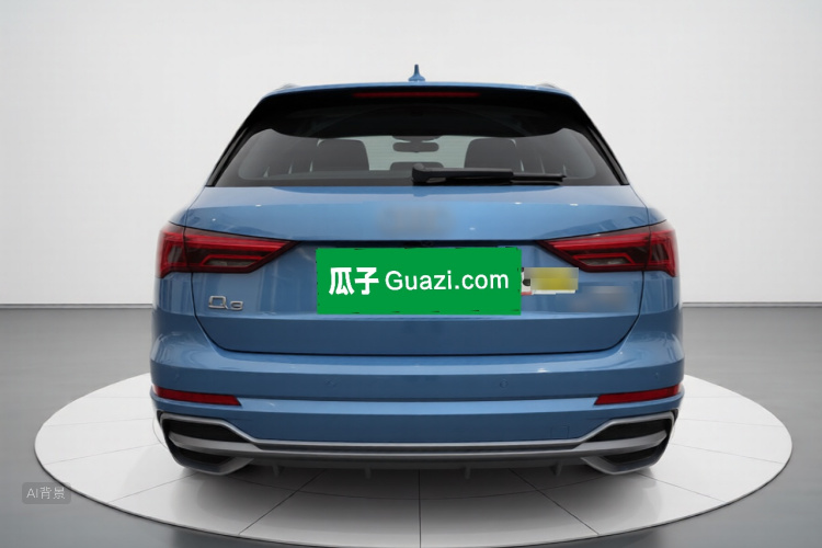 Audi Q3 2022 car image #6