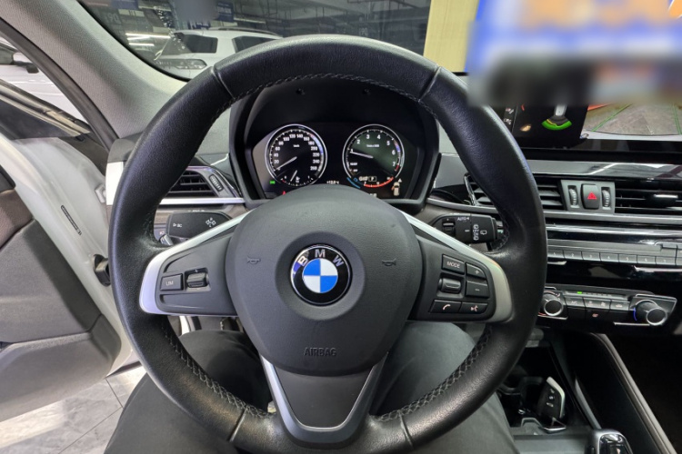 BMW X1 2022 image de voiture #12