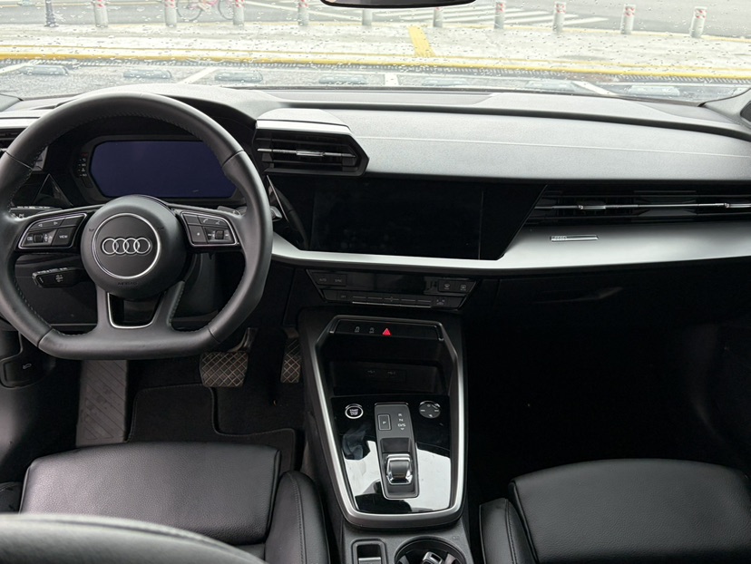 Audi A3 2022 immagine di auto #3