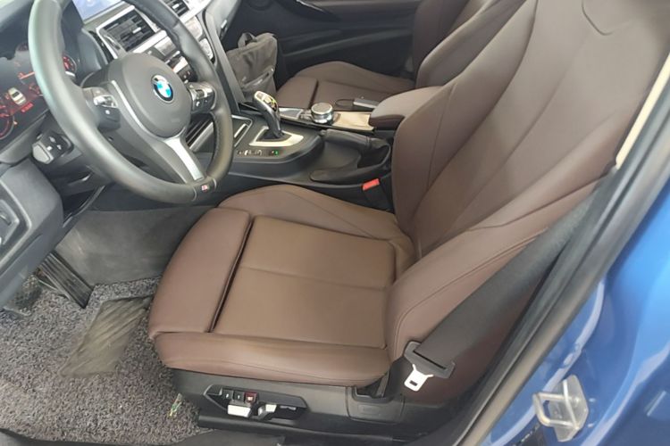 BMW 3 Series 2018 #15 BMW 3 Series 2018 car image #15
