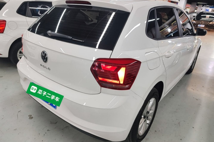 Volkswagen Polo 2021 car image #7
