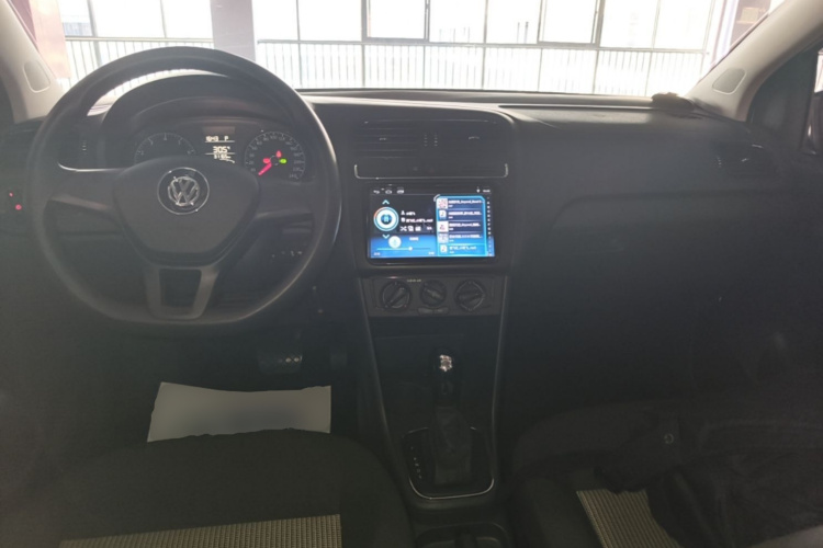 Volkswagen Polo 2016 #11 Volkswagen Polo 2016 car image #11
