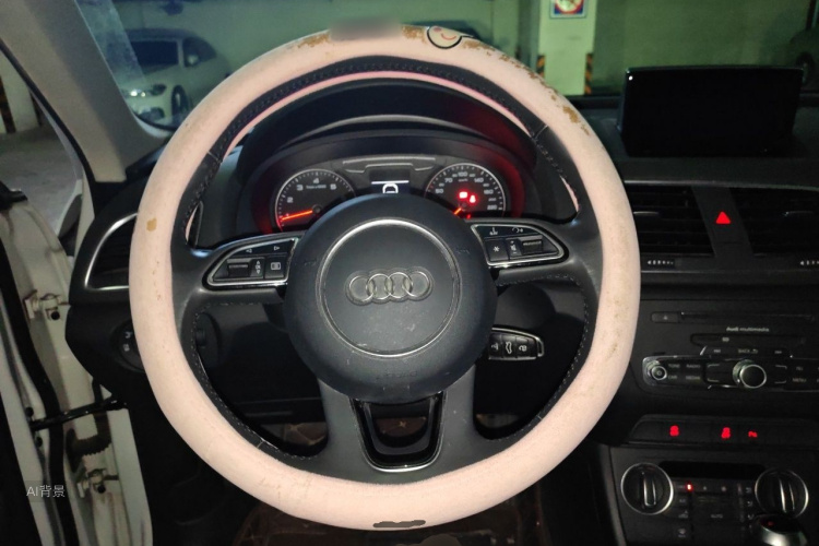 Audi Q3 2018 #12 Audi Q3 2018 car image #12