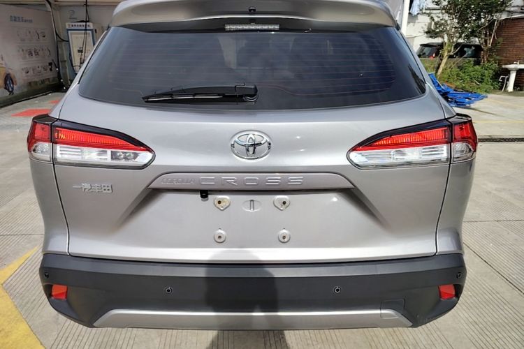 Toyota Corolla Cross 2024 صورة سيارة #6