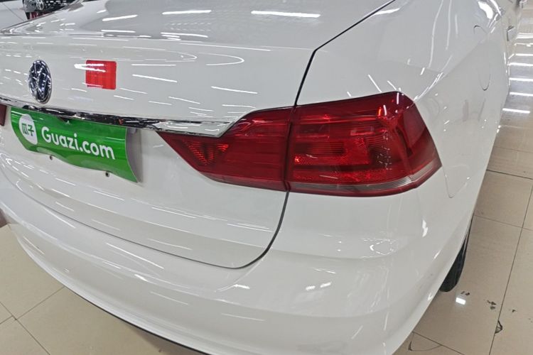 Volkswagen Santana 2018 car image #8