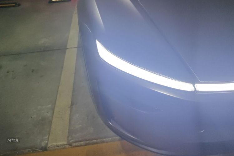 Tesla Model Y 2025 #8 Tesla Model Y 2025 car image #8