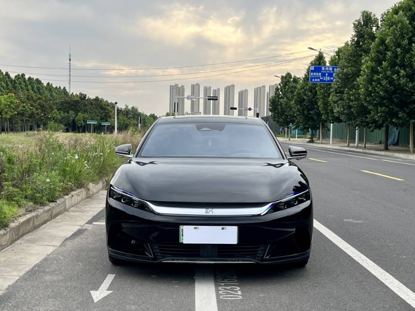 BYD Han 2023 car image #2