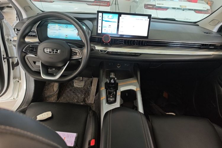GEELY Emgrand L HiP 2023 car image #11